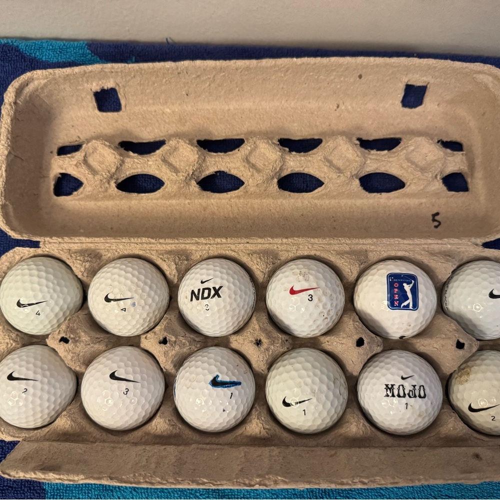 Used NIKE golf balls 1 dozen